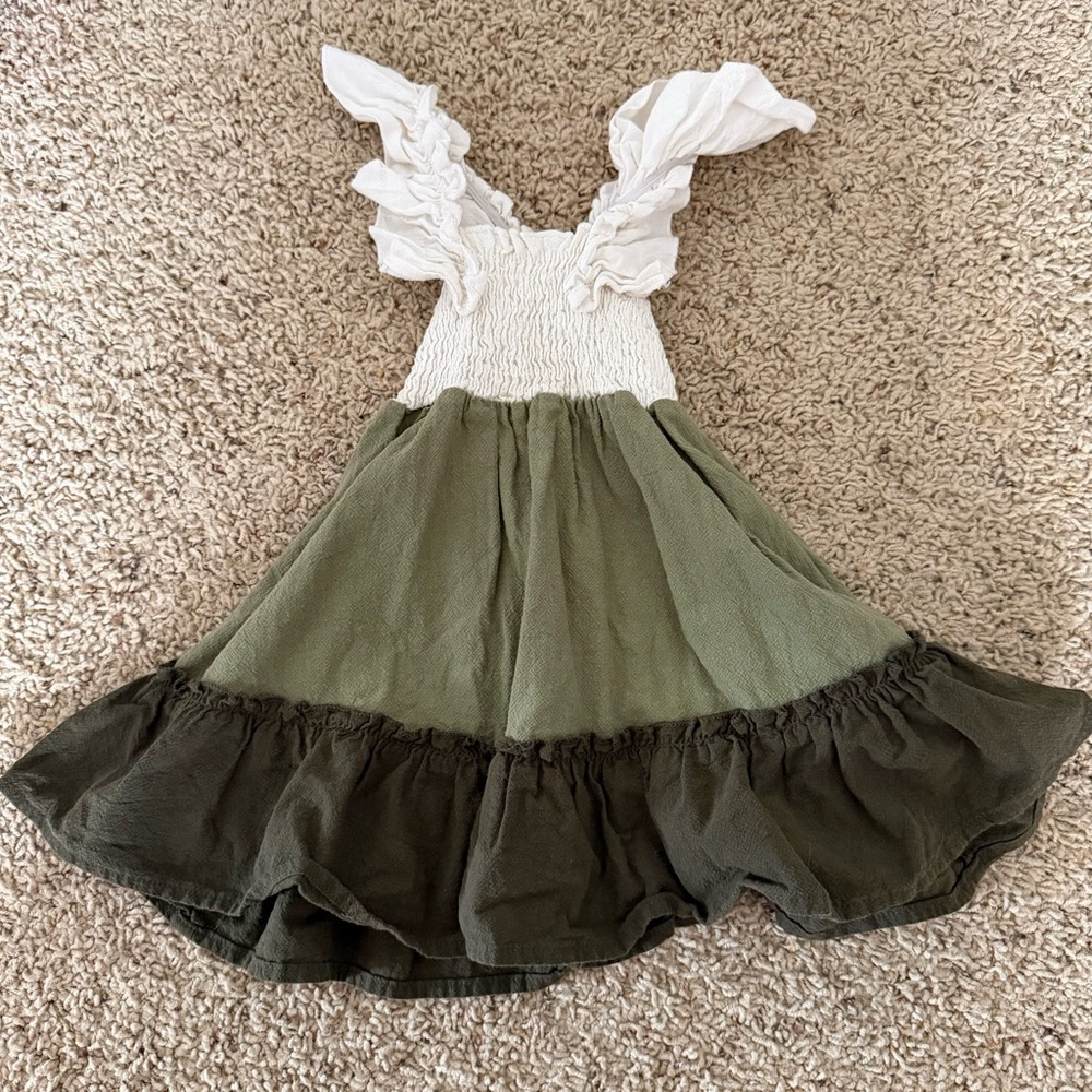 SHEIN White and Green Kids Casual Dress